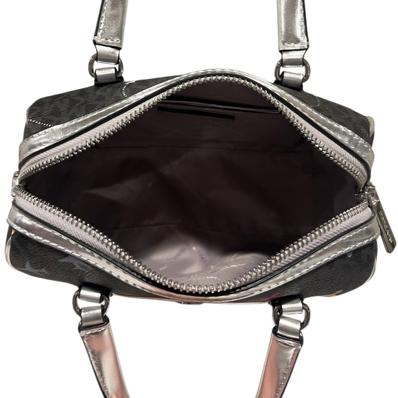 Michael Kors Small Duffle Crossbody Black Airplane Print Jet Set Multicolor - Picture 6 of 10